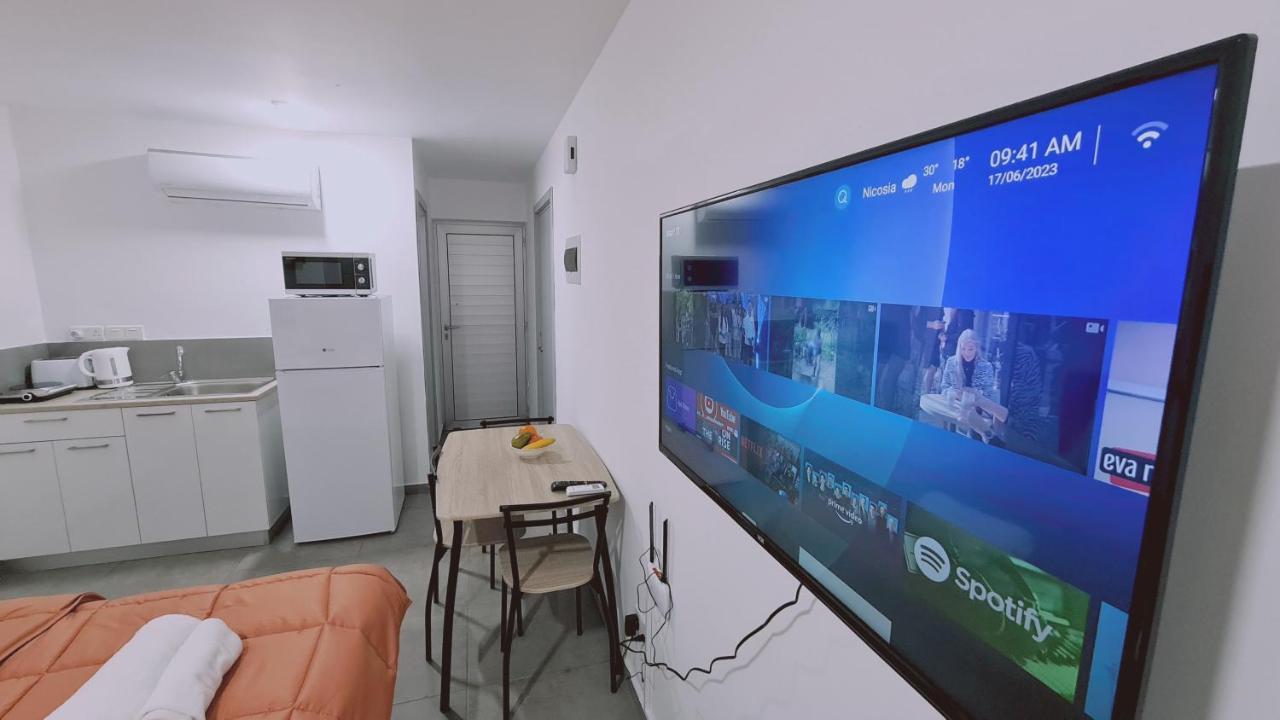 Stay Napa Living Studios Ajia Napa Zewnętrze zdjęcie